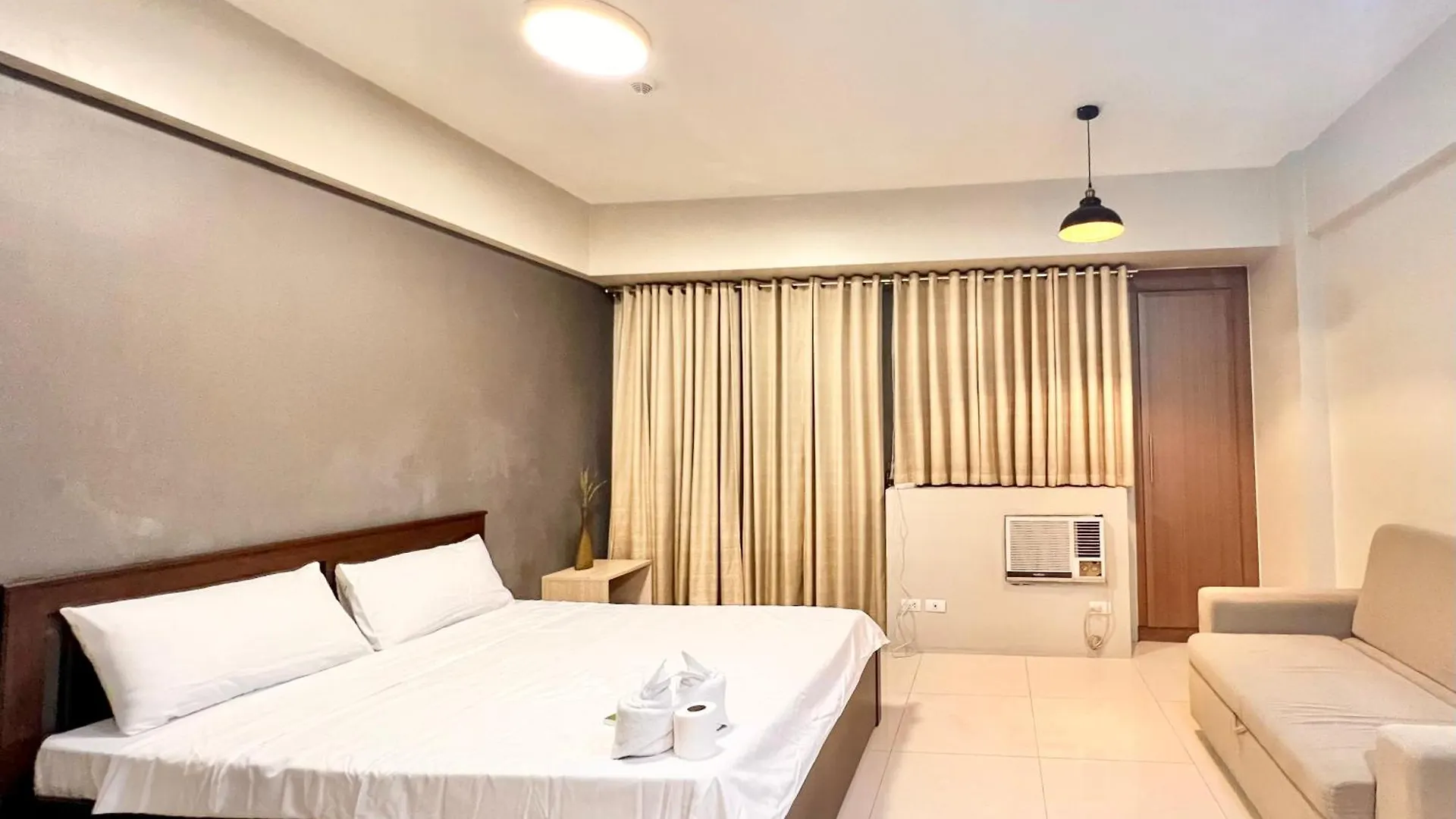 Luxury Hotel Type Condo Near Naia Manila Airport Paranaque City Aparthotel